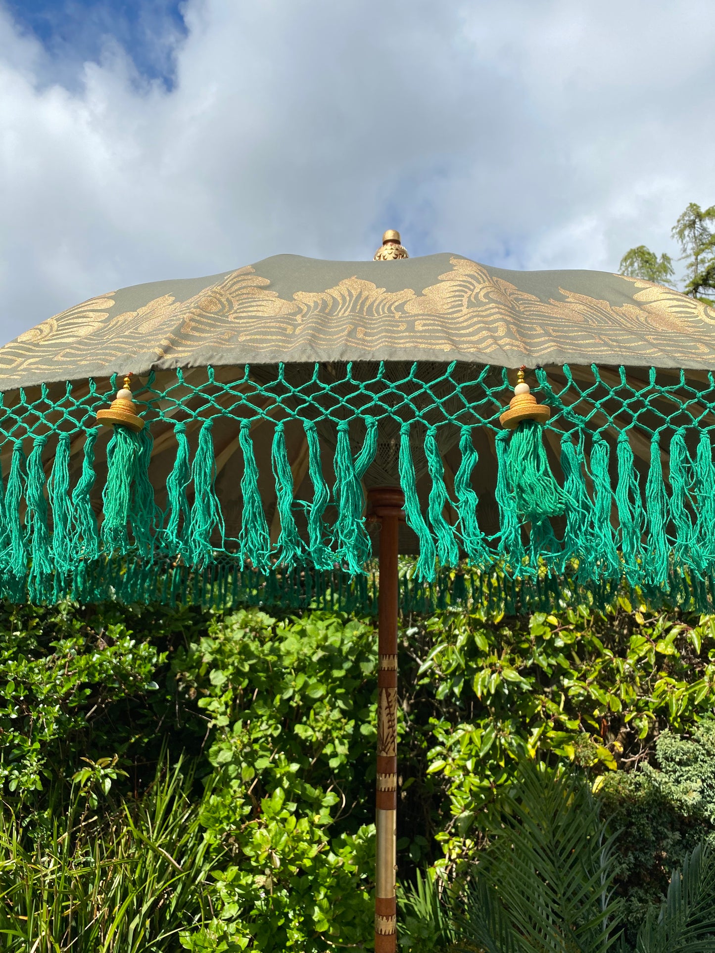 green bali sun umbrella garden use