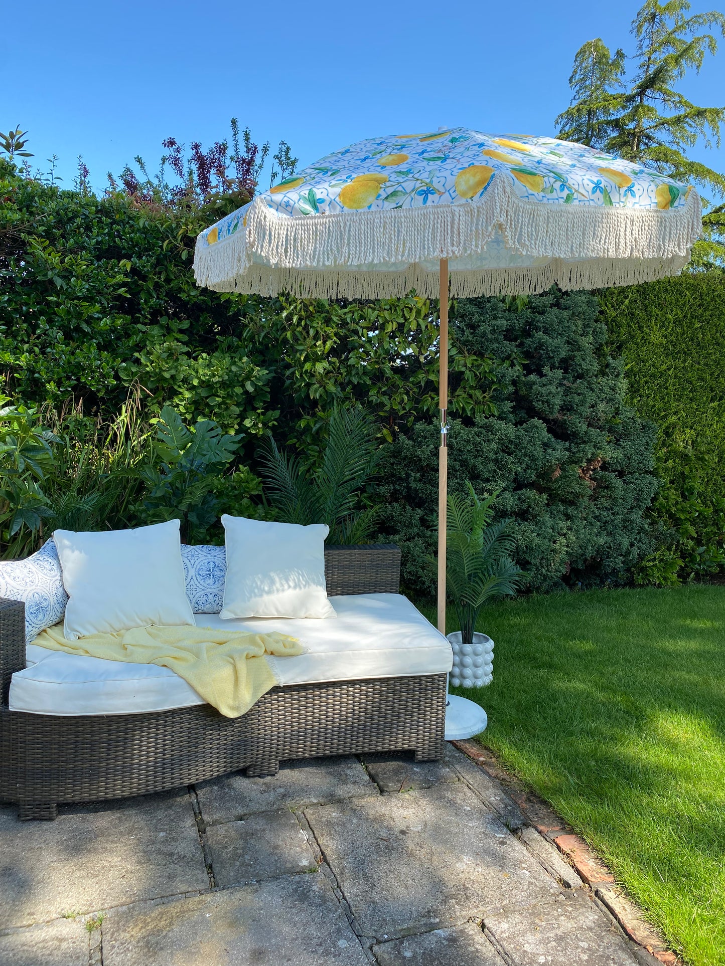 italian lemon holiday umbrella parasol vintage