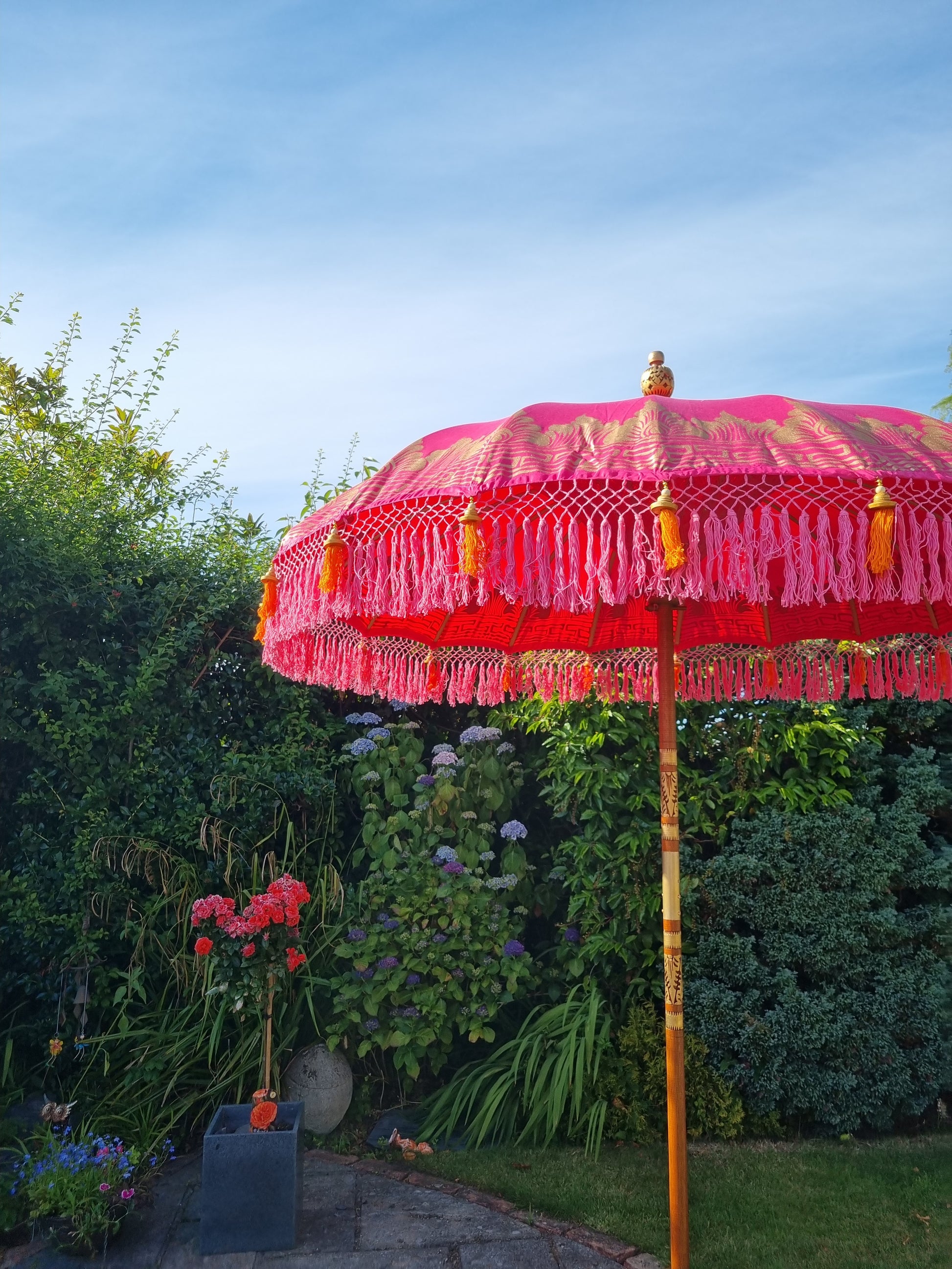 parasol tent The Cosmo' Bright Fuchsia Pink and Orange Fringe Bali Sun Garden Para – sundownparasol