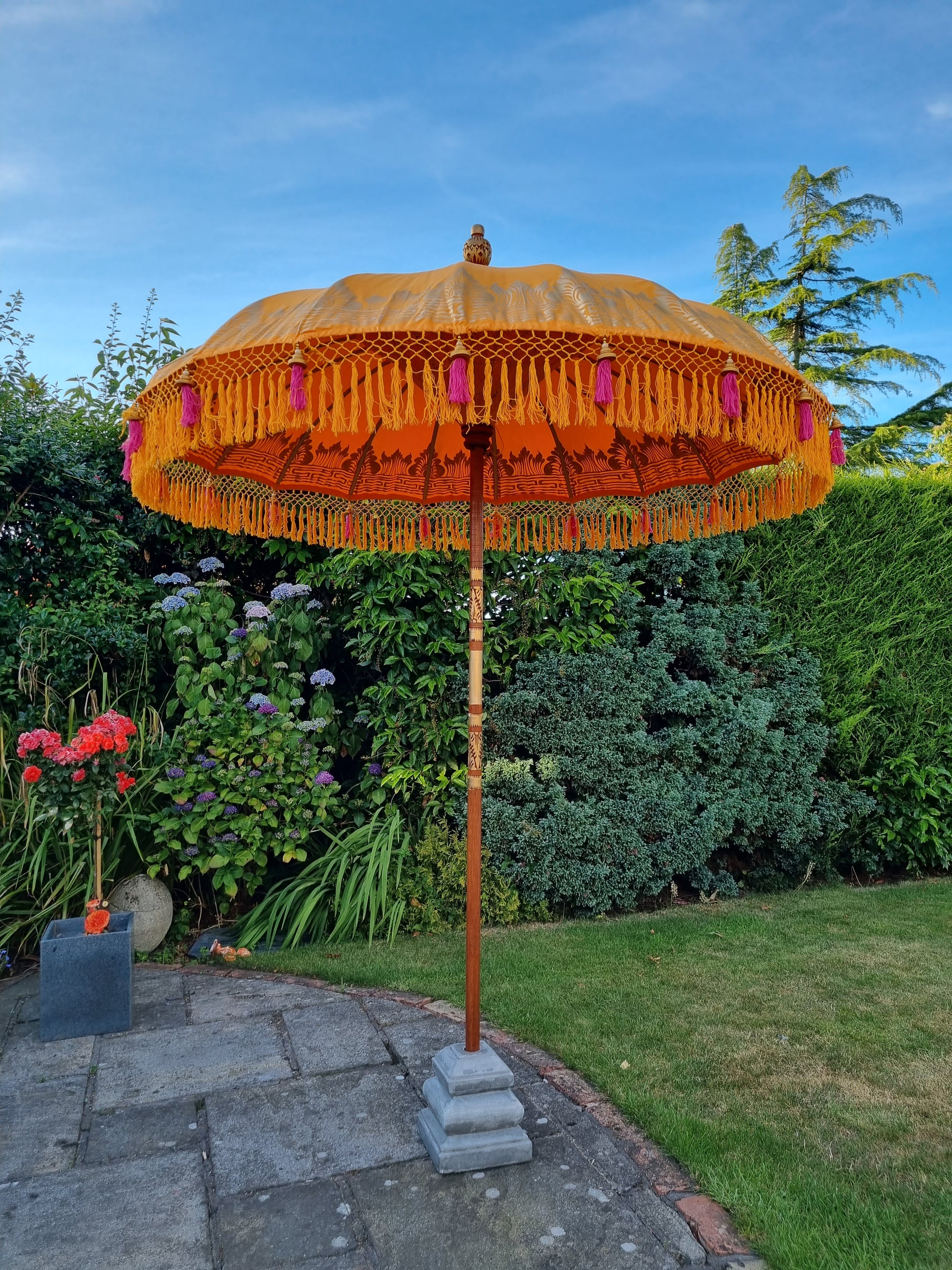 balinese patio umbrella Vivara Bali The umbrella stand is not included in this listing. Ivory Balinese Garden Parasol