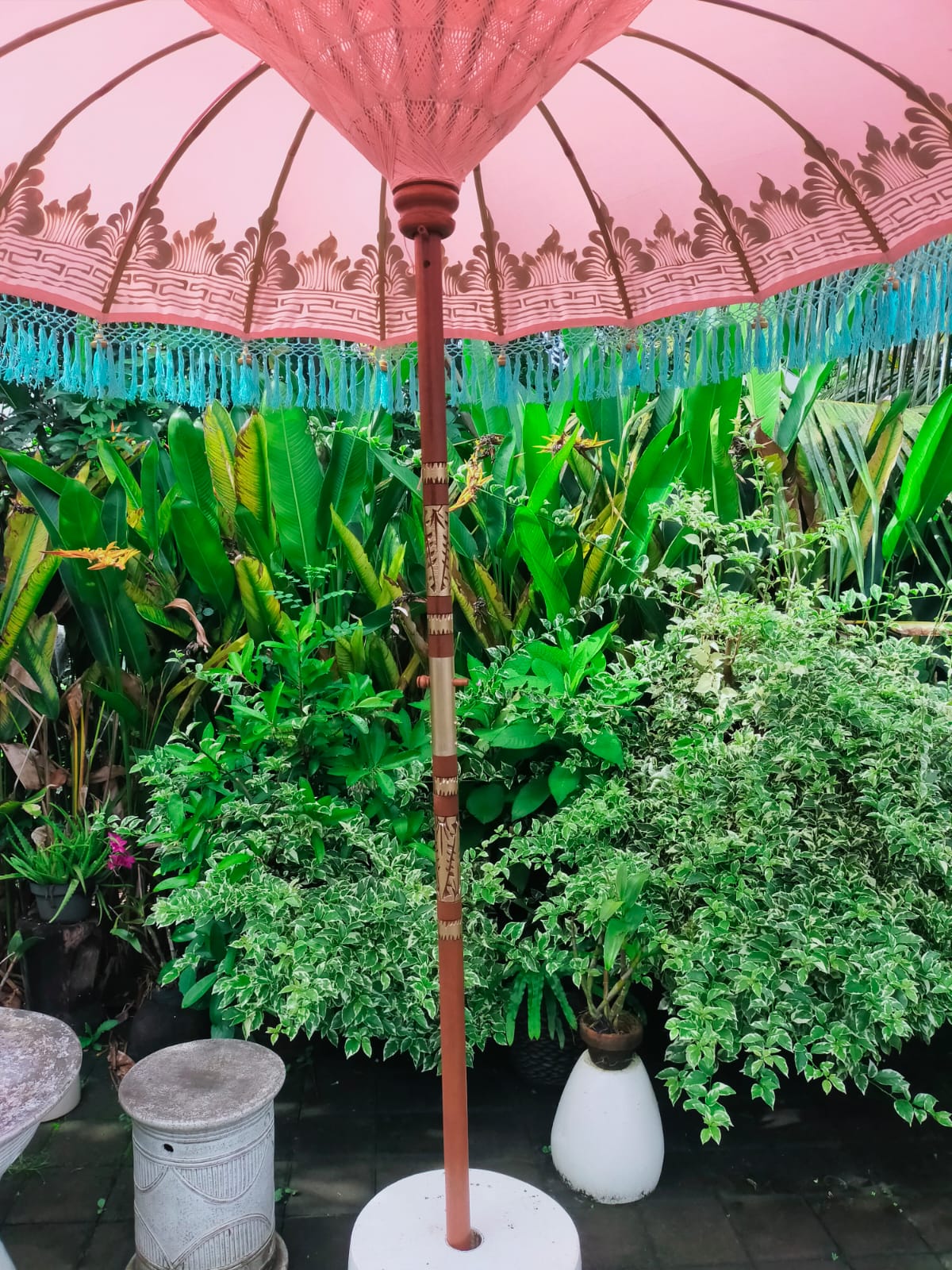 close up bali parasol baby pink pastel pink and blue parasol